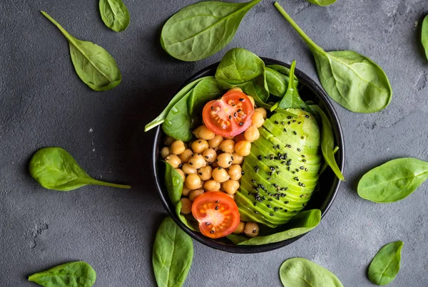 sağlıklı taze salata