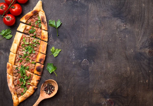 Geleneksel Türk ekmek pide