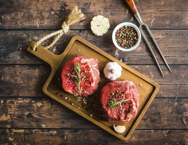 Steak de viande marbrée crue — Photo