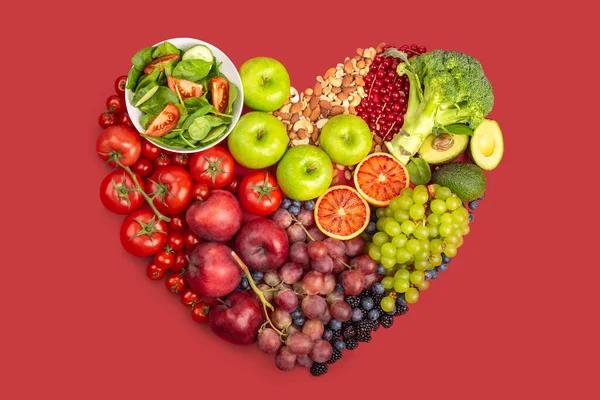 Egészséges ételek szív alakban — Stock Fotó