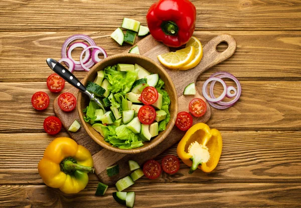Egészséges avokádó saláta — Stock Fotó