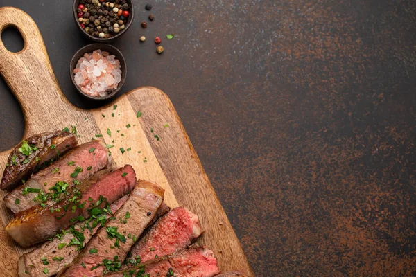 Steak de viande tranchée grillé — Photo