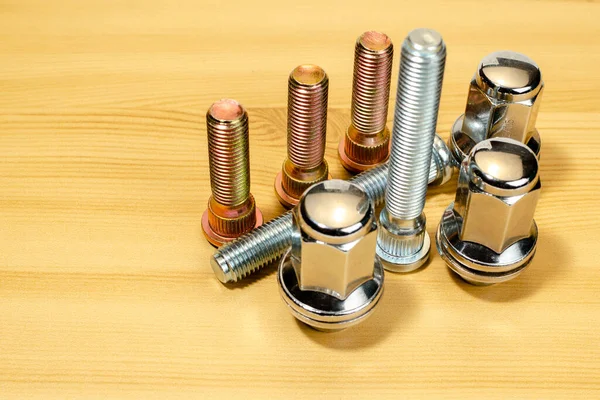 Group Metal Nuts Studs Securing Car Wheel — Stock Photo, Image