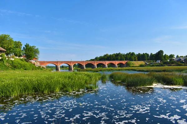 Viejo Puente Ladrillo Sobre Río Venta Kuldiga Letonia — Foto de Stock