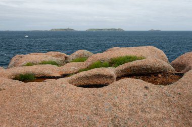 Kızıl Granit Sahil Gümrük Yolu, Brittany, Fransa (2012)). 