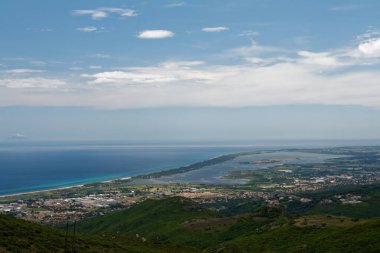 Dağlar, Bastia 'nın batısına bakın (2011)