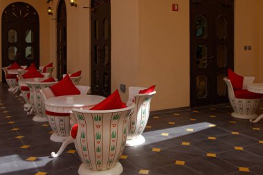 Doha, Katar-4 / 5 / 2016: Katara Kültür Köyü. Bir sanat ve kültür kompleksi, Opera Binası dahil..