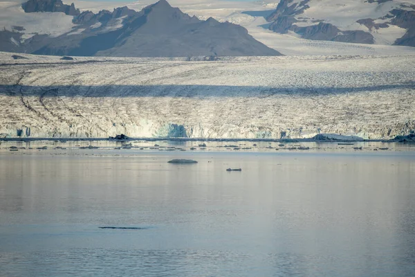 Παγετώνας Vatnajkull Στην Ισλανδία Ήλιος Και Σκιά Εικόνα Αρχείου