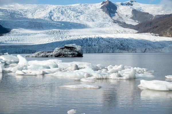 Ледниковая Лагуна Джоколсарлон Исландии Ледник Ватнайкулл Стоковое Фото