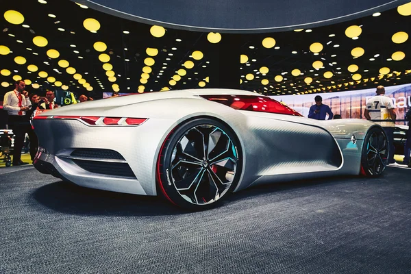 Paris, France - 29 septembre 2016 : Renault Trezor Concept 2016 présenté au Salon de l'Automobile de Paris à la Porte de Versailles — Photo