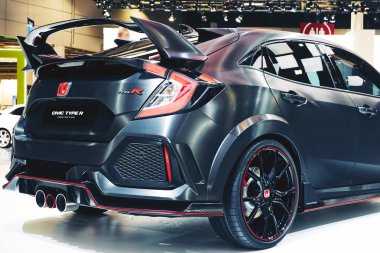 Paris, Fransa - Eylül 29, 2016:2016 Honda Civic türü R prototip Porte de Versailles Paris Motor Show üzerinde sunulan