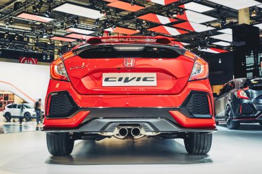 Paris, Fransa - Eylül 29, 2016:2016 Honda Civic Hatchback Porte de Versailles Paris Motor Show üzerinde sunulan