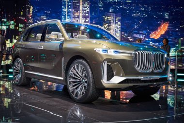 Frankfurt, Almanya - Eylül 12, 67-th Frankfurt Uluslararası Motor Show(Iaa) Messe Frankfurt sunulan 2017:2017 Bmw X7 kavramı