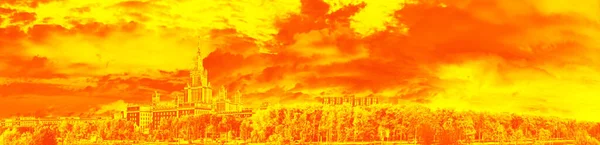 Широкий Кут Панорамний Вид Осіннього Сонячного Кампусу Відомого Російського Університету — стокове фото