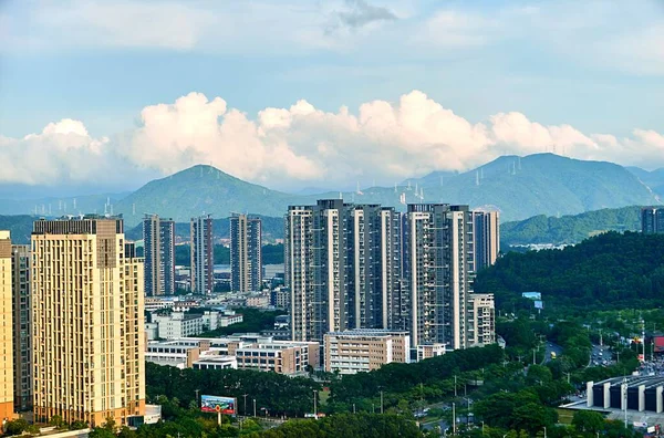 Vista Panoramica Vibrante Del Tipico Paesaggio Cinese Con Edifici Residenziali — Foto Stock