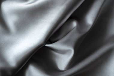 Pahalı ipek katları, arkaplan