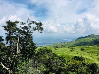 Yahangala dağları aşırı yürüyüş