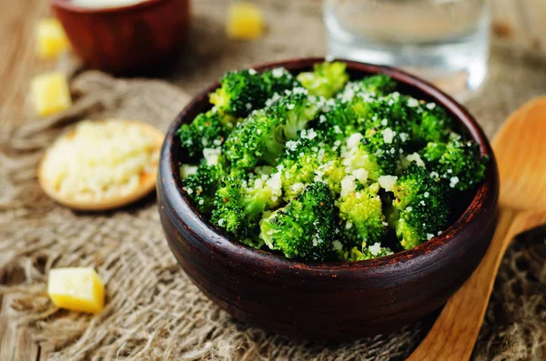 Garlic Parmesan Roasted Broccoli