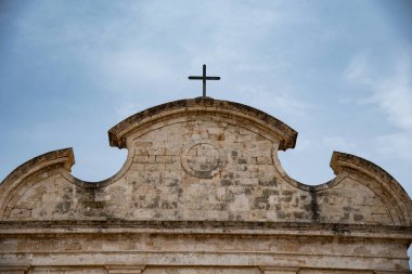 İtalya 'daki eski kilise. İtalya 'daki anıtlar