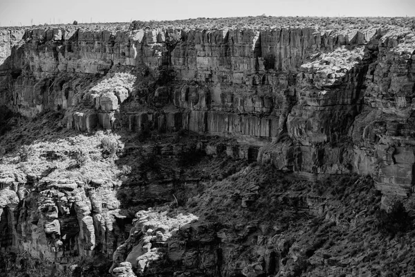 Büyük Kanyon. Arizona 'daki Büyük Kanyon Manzarası