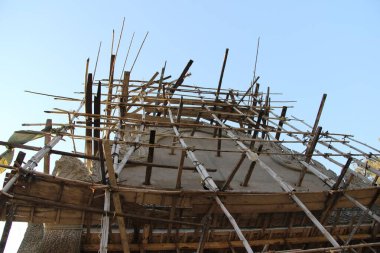 Asya inşaatı. Yeni tapınağa bambu iskeleti.