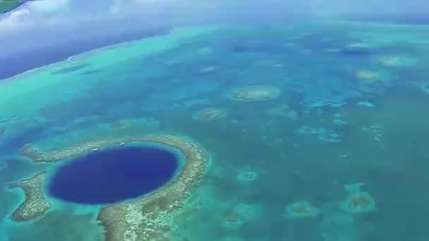 Vlucht Blue Hole Belize Midden Amerika — Stockvideo