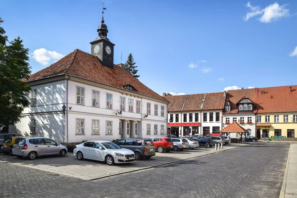 Plaza Ciudad Vieja Reszel Con Ayuntamiento Voivodato Warmian Masurian Polonia —  Fotos de Stock