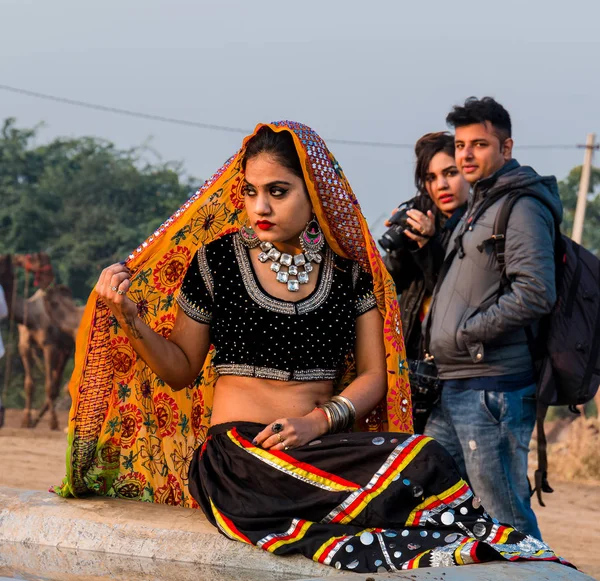 Puşkar Rajasthan Hindistan Kasım 2019 Etnik Rajasthani Elbisesi Içindeki Güzel — Stok fotoğraf