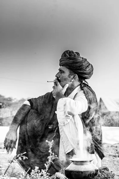 Pushkar Rajastán India Noviembre 2019 Retrato Comerciantes Camellos Participando Con — Foto de Stock