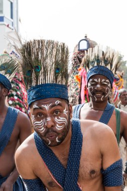 Bikaner, Rajasthan / Hindistan - Ocak 2019: Bikaner deve festivalinde kabile halkının portresi