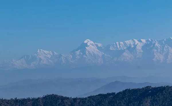 Beauté Panoramique Des Montagnes Enneigées Dans Uttarakhand Inde — Photo