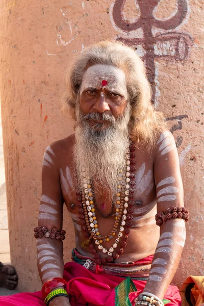 Varanasi Uttar Pradesh Índia Abril 2019 Retrato Sadhu Baba Indiano — Fotografia de Stock