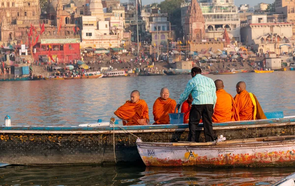 Varanasi Uttar Pradesh India April 2019 Indian Buddhist Monk Taking — 图库照片