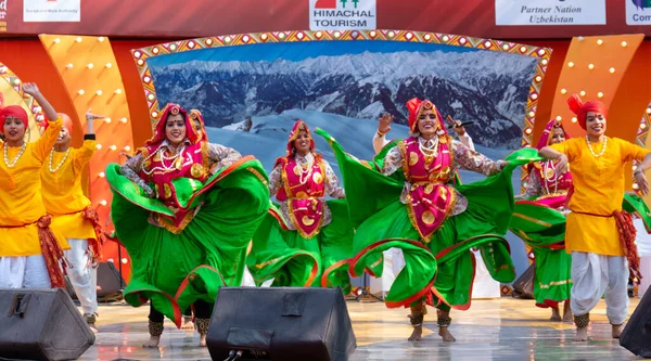 Faridabad Haryana India Ruari 2020 Unga Indiska Dansare Som Utför — Stockfoto