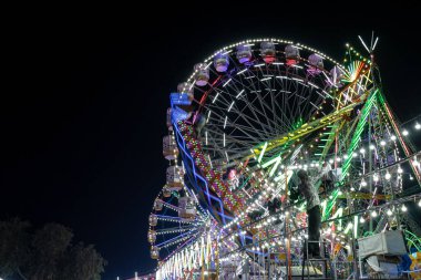 Pushkar 'da Dönme dolaplar Fuara Geldi
