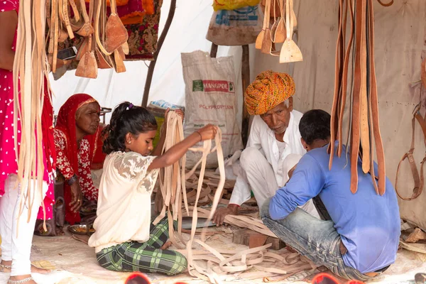 Pushkar Rajasthan India November 2019 Indian People Selling Products Pushkar — Stock Photo, Image