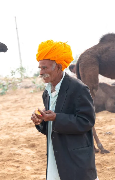 Pushkar Rajasthan India Novembre 2019 Ritratto Commerciante Cammelli Uomo Indiano — Foto Stock