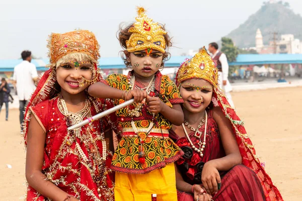 Пушкар Раджастан Индия Ноябрь 2019 Индийские Дети Улыбаются Индийском Макияже — стоковое фото