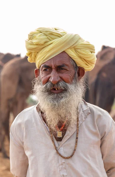 Pushkar Rajasthan India November 2019 Deve Tüccarı Hintli Adamın Etnik — Stok fotoğraf