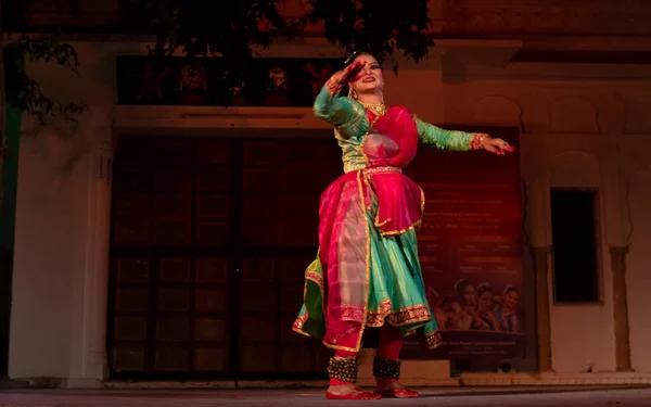 Danseuse Classique Indienne Interprétant Danse Classique Kathak Foire Chameau Pushkar — Photo