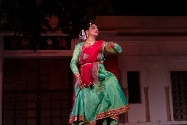Indian Classic Dancer Treedt Klassieke Kathak Dansvorm Pushkar Camel Fair — Stockfoto