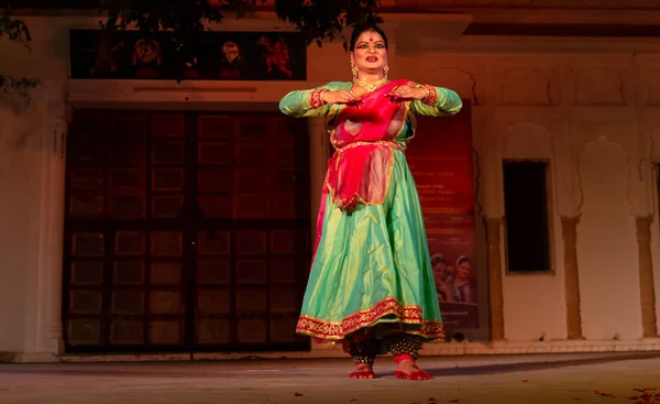 Indian Classic Dancer Executando Forma Clássica Dança Kathak Pushkar Camel — Fotografia de Stock