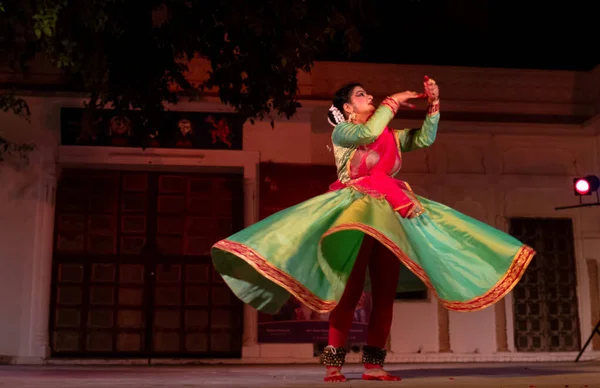 Indian Classic Dancer Executando Forma Clássica Dança Kathak Pushkar Camel — Fotografia de Stock