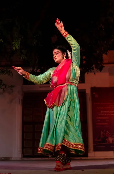 Indian Classic Dancer Treedt Klassieke Kathak Dansvorm Pushkar Camel Fair — Stockfoto