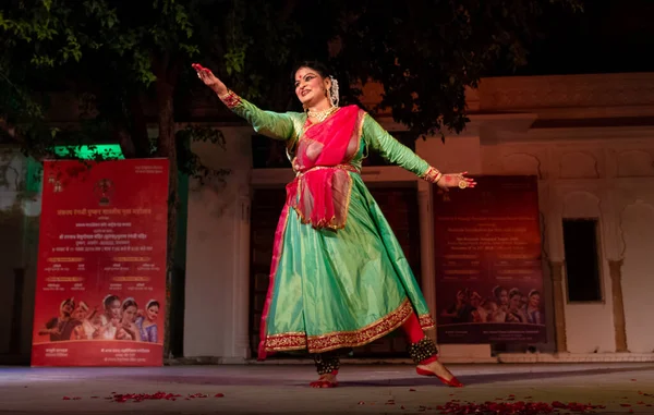 Індійський Класичний Танцівник Виконує Класичний Танець Катак Pushkar Camel Fair — стокове фото