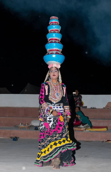 Kvinnlig Dansare Som Framför Kalbeliadans Jaisalmer Rajasthan Indien November 2018 — Stockfoto