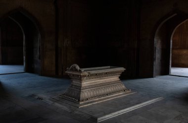 Safdarjung Mezarı, Yeni Delhi, Hindistan 'daki Safdarjung' un Mezarı. Moğol tarzı anıt mezar 1754 'te inşa edildi. .