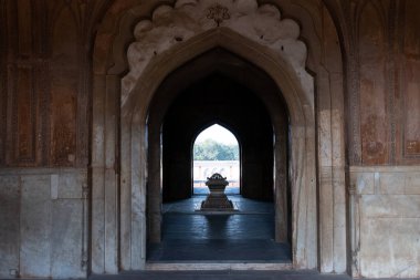 Safdarjung Mezarı, Yeni Delhi, Hindistan 'daki Safdarjung' un Mezarı. Moğol tarzı anıt mezar 1754 'te inşa edildi. .