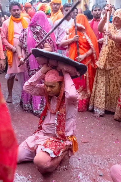 Barsana Uttar Pradesh Índia Março 2020 Pessoas Celebram Tradicional Ritualístico — Fotografia de Stock