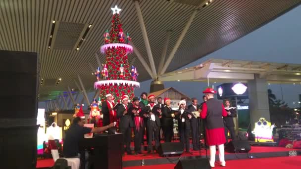 Noel Noel Şarkıları Söyleyen Şarkıcılar Bengaluru Karnataka Hindistan Aralık 2019 — Stok video